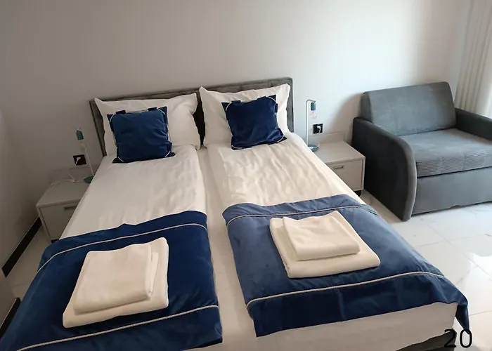 Cobalt Apartments